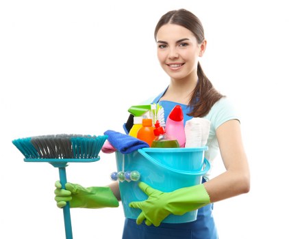 Local cleaner preparing a tidy Wandsworth apartment